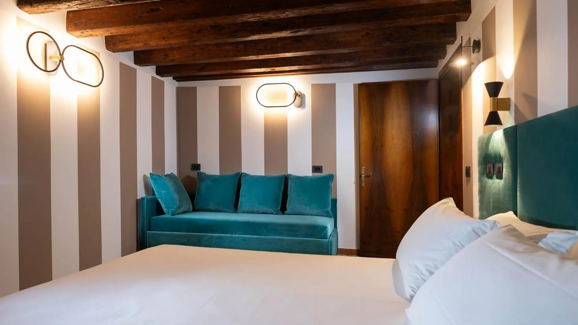 Ca' San Geremia Apartment Venice Italy