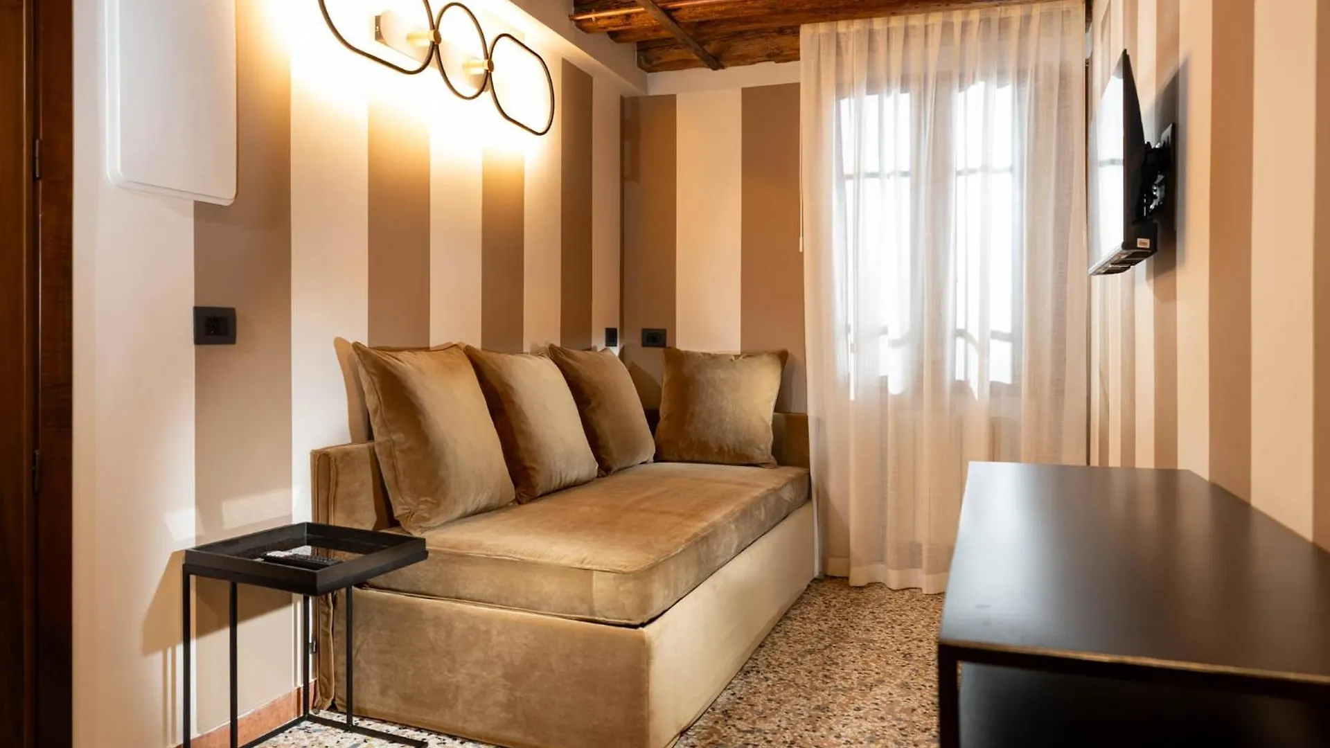 Ca' San Geremia Apartment Venice
