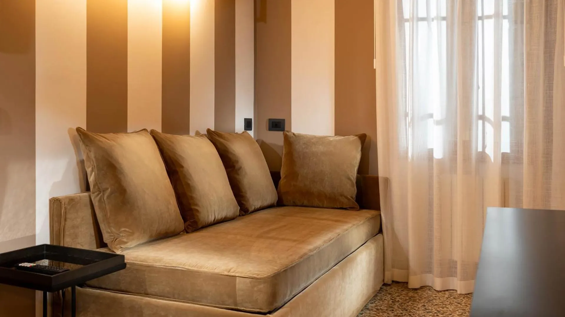 Ca' San Geremia Apartment Venice Italy