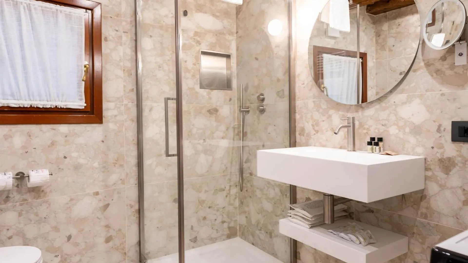 Ca' San Geremia Apartment Venice Italy