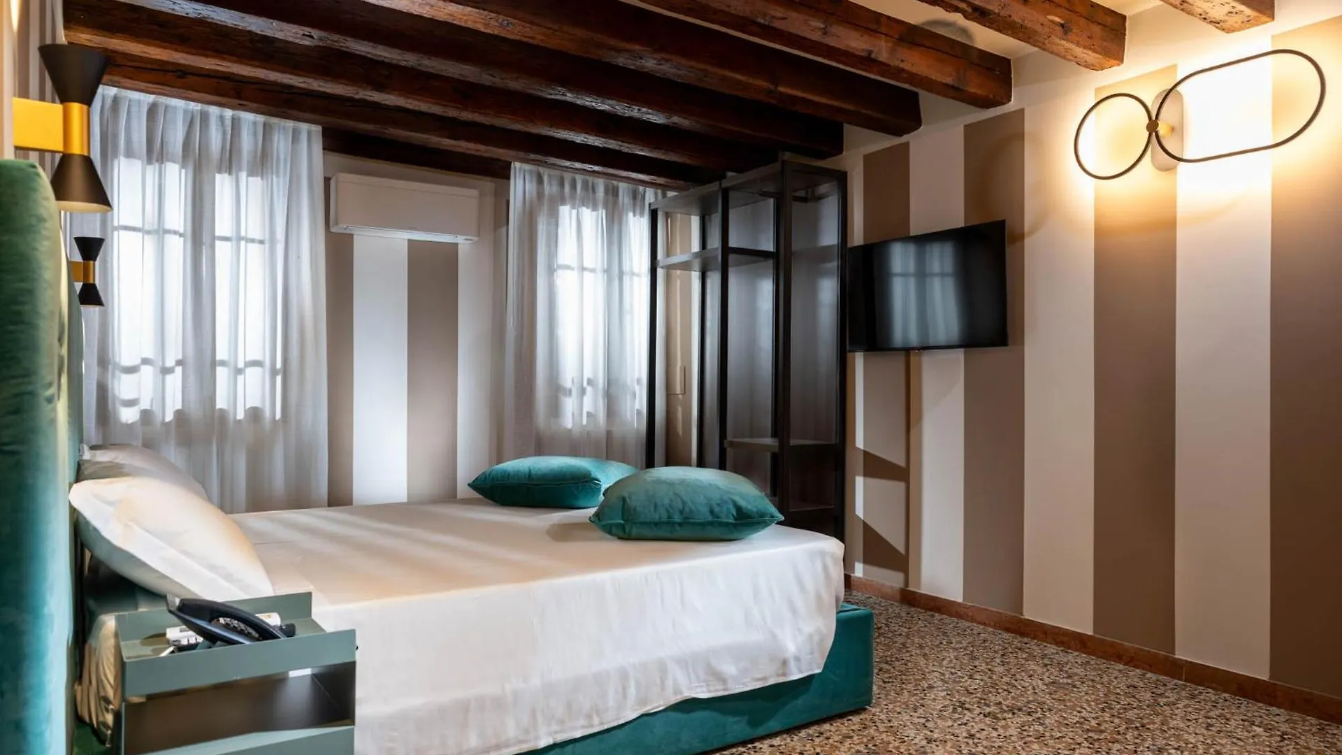 Ca' San Geremia Apartment Venice